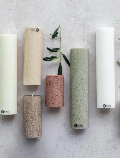 Kunstindustrien Upcycled olive wax pillar candle - Kronljus| Ljus