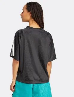 adidas Sportswear W TIRO Q3 TEE - T-Shirts|Kvinnor Toppar & T-Shirts