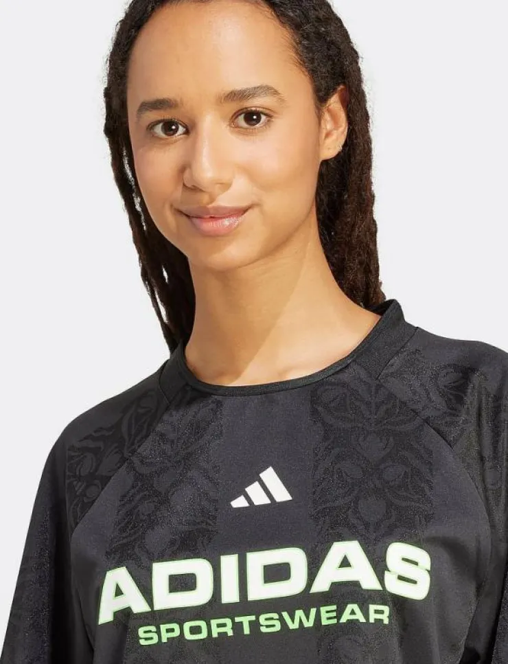 adidas Sportswear W TIRO Q3 TEE - T-Shirts|Kvinnor Toppar & T-Shirts