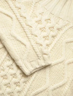 Kvinnor Filippa K Stickat|Wool Cable Knit Sweater - Polotröjor