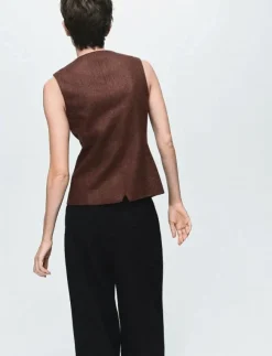 Kvinnor Mango Västar|Wool-blend gilet with buttons - Stickade västar